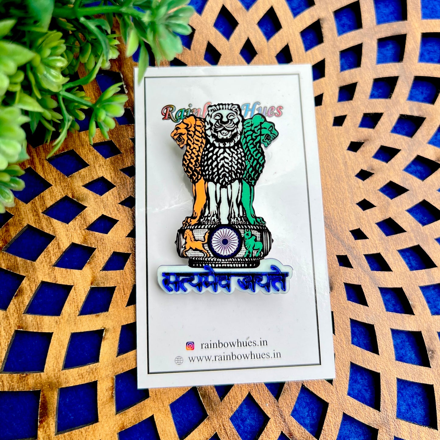 National Emblem Brooch Pin