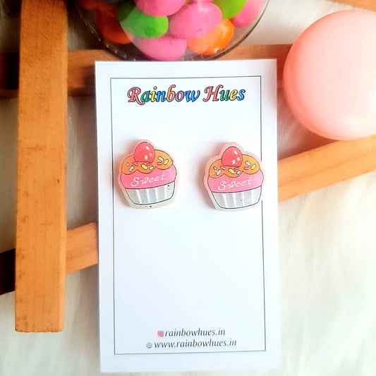 Treat yourself to a unique piece of jewelry with these Sweet Pudding Stud Earrings! You'll love the cute and yummy design, and will be sure to make a statement with these delicious-looking accessories! These earrings are the perfect way to show off your style!